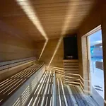 Appartement Hanza Tower 22 White Jacussi & Sauna & Pool & *