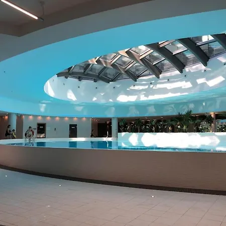 Hanza Tower 22 White Jacussi & Sauna & Pool & * Щецин