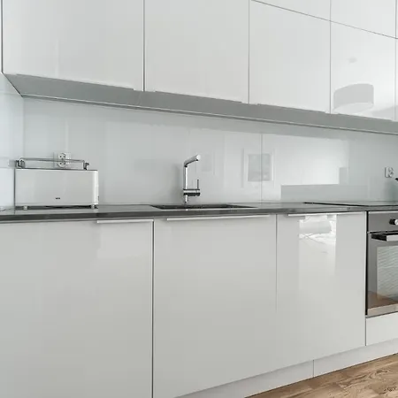 Hanza Tower 22 White Jacussi & Sauna & Pool &