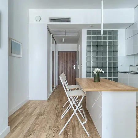 Hanza Tower 22 White Jacussi & Sauna & Pool & Apartment Stettin