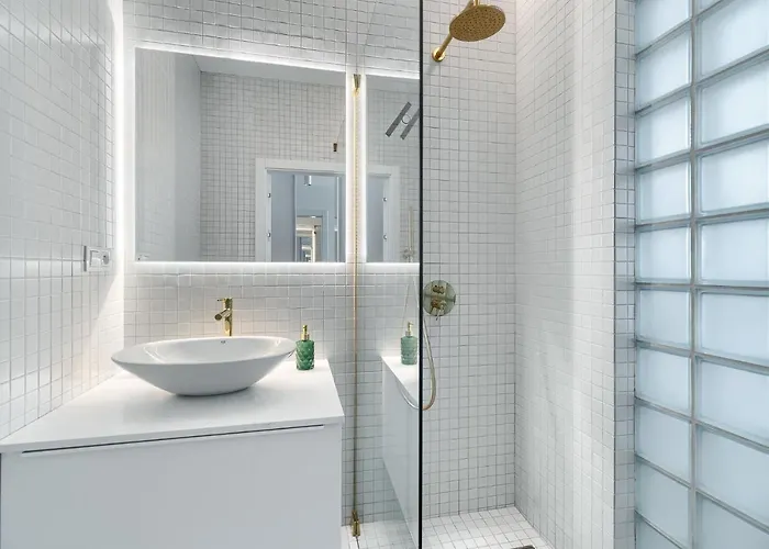 Hanza Tower 22 White Jacussi&sauna&pool&spa Apartament