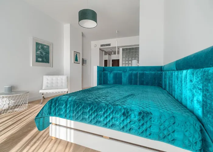 דירה Hanza Tower 22 White Jacussi & Sauna & Pool & שצ'צ'ין